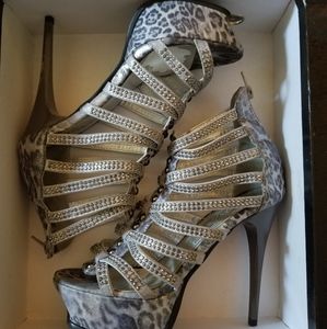 Hustler platform heels